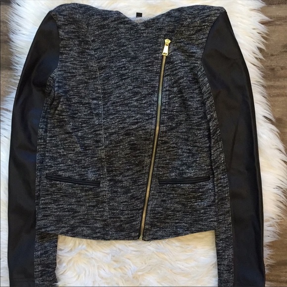 Sale!! Mixed media full zip - Picture 8 of 8